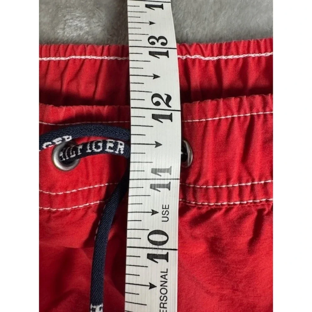 Tommy Hilfiger Swim Shorts Mens Size Medium‎ Red Lined